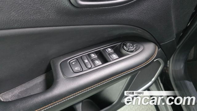 Jeep Compass 2019 — photo 25