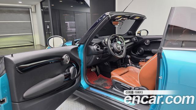 Mini Cooper Convertible 2016 — photo 10
