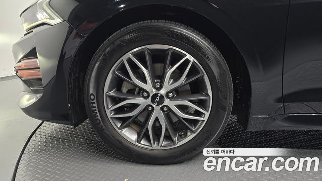 Kia K5 2023 — photo 5