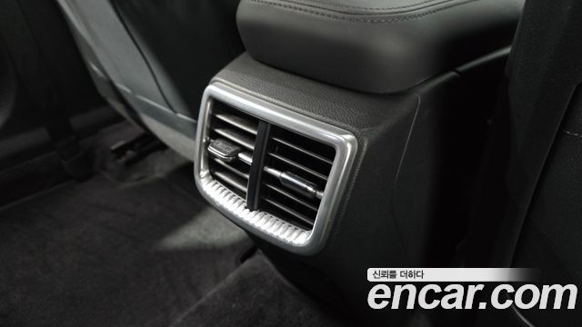 Kia K5 2023 — photo 29