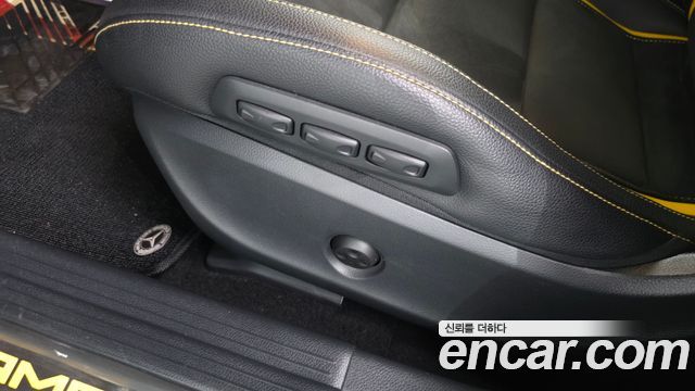Mercedes-Benz GLA-Class 2018 — photo 31