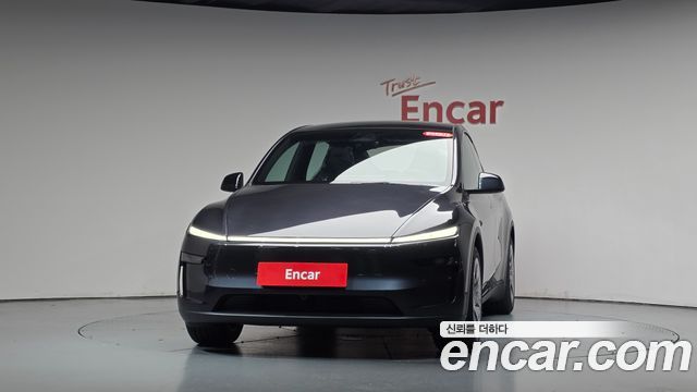 Tesla Model Y 2026 — photo 3