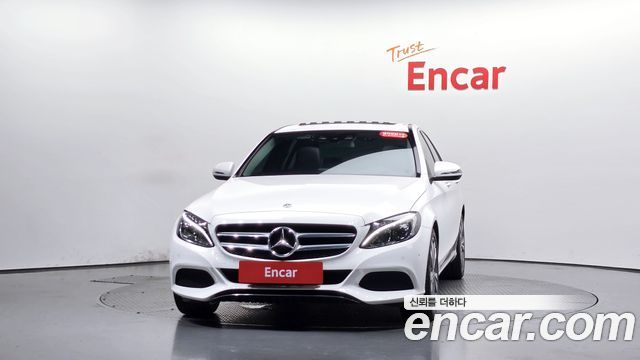 Mercedes-Benz C-Class 2018 — photo 3