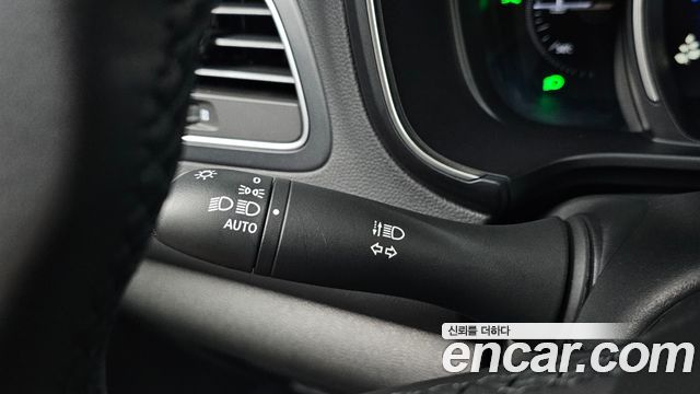 Renault Korea QM6 2023 — photo 28