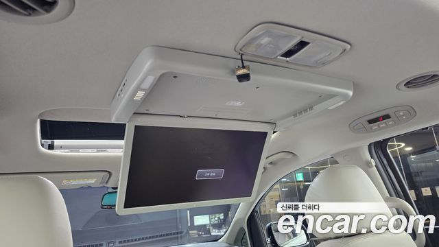 Kia Canival 2016 — photo 19