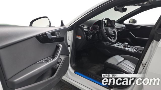 Audi A5 2019 — photo 13