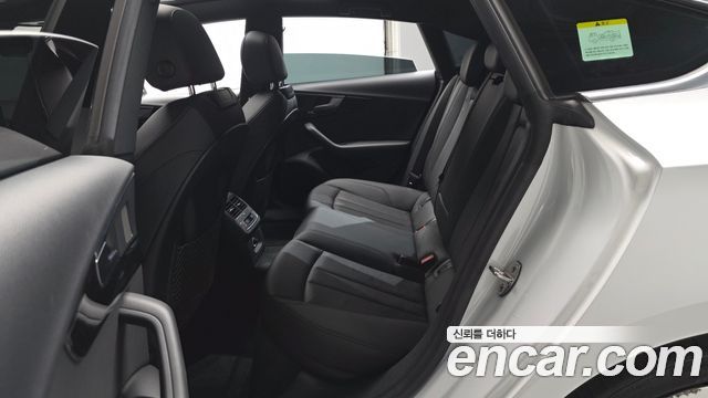 Audi A5 2019 — photo 18