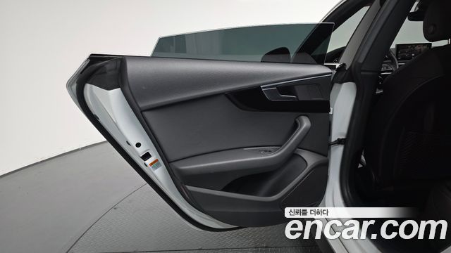Audi A5 2019 — photo 15