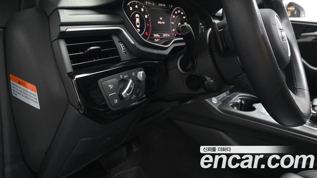 Audi A5 2019 — photo 35