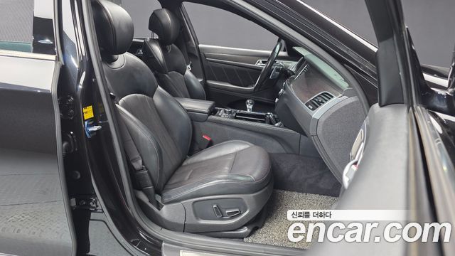Genesis G80 2018 — photo 17