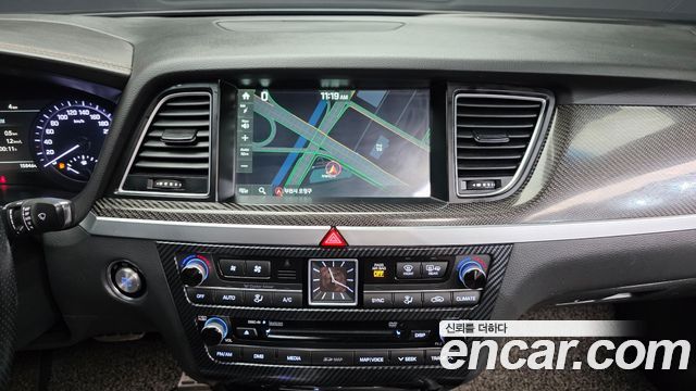 Genesis G80 2018 — photo 20