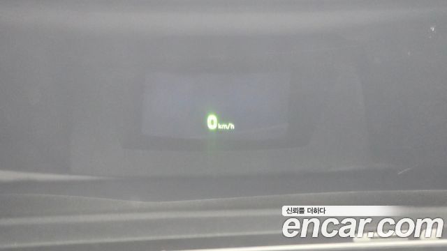 Genesis G80 2018 — photo 22
