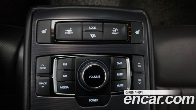 Genesis G80 2018 — photo 25