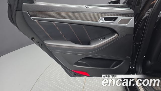 Genesis G80 2018 — photo 15