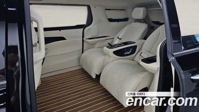 Kia Canival 2025 — photo 18