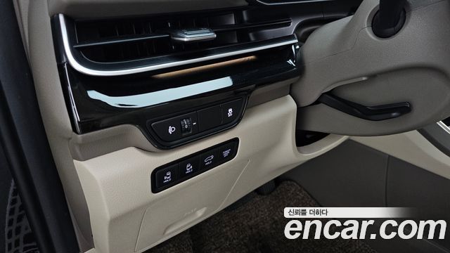 Kia Canival 2025 — photo 25