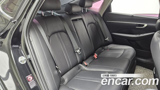 Hyundai Sonata 2021 — photo 12