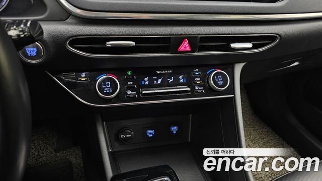 Hyundai Sonata 2021 — photo 18