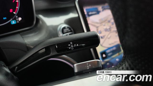 Mercedes-Benz C-Class 2022 — photo 9