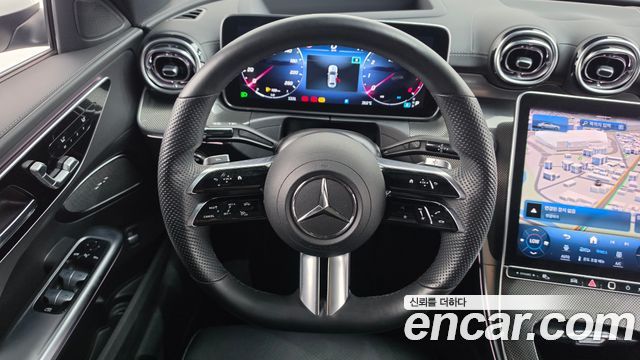Mercedes-Benz C-Class 2022 — photo 13