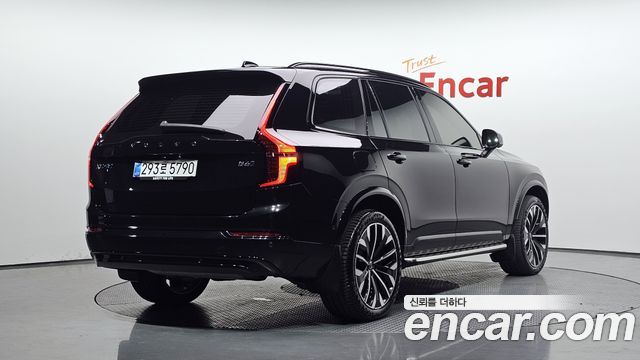 Volvo XC90 2026 — photo 2