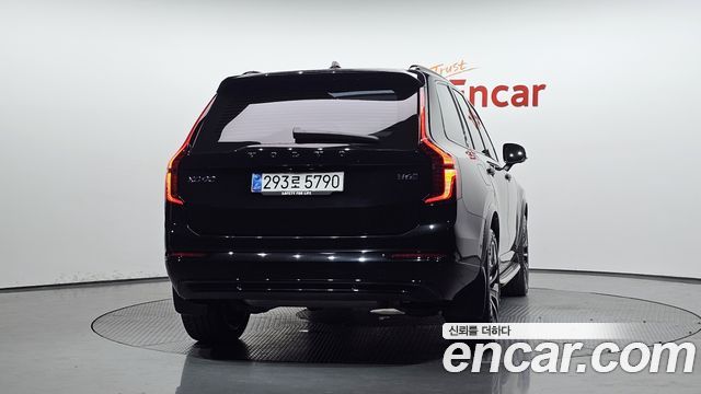 Volvo XC90 2026 — photo 4
