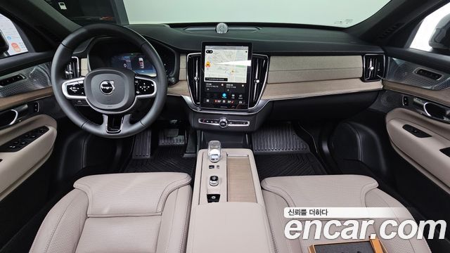 Volvo XC90 2026 — photo 10