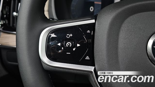 Volvo XC90 2026 — photo 19