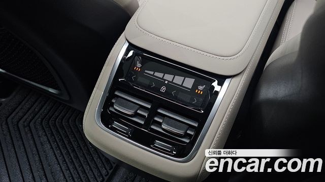Volvo XC90 2026 — photo 23