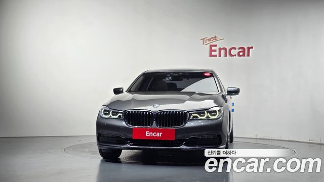 BMW 7-Series 2016 — photo 3