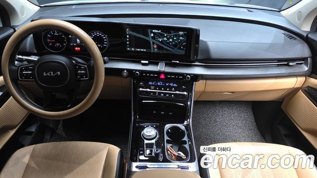 Kia Canival 2023 — photo 7