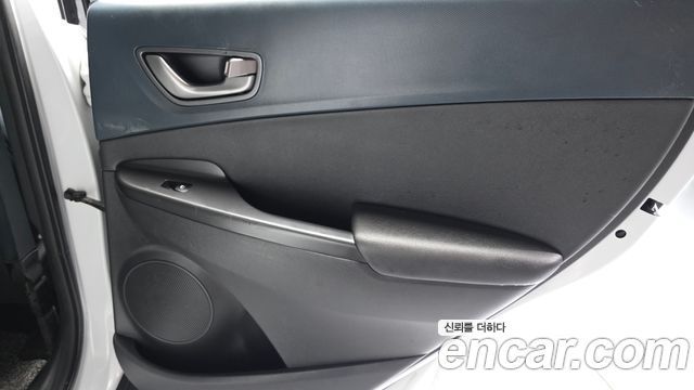 Hyundai Kona 2020 — photo 15