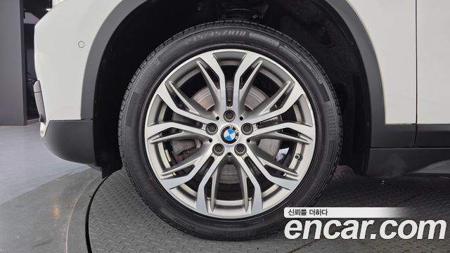 BMW X1 2018 — photo 5