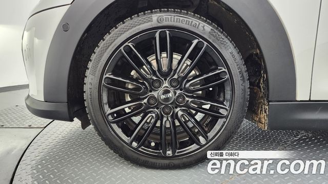 Mini Cooper 2024 — photo 5