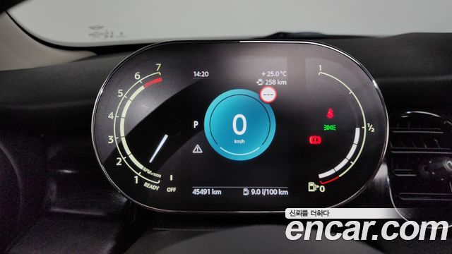 Mini Cooper 2024 — photo 11