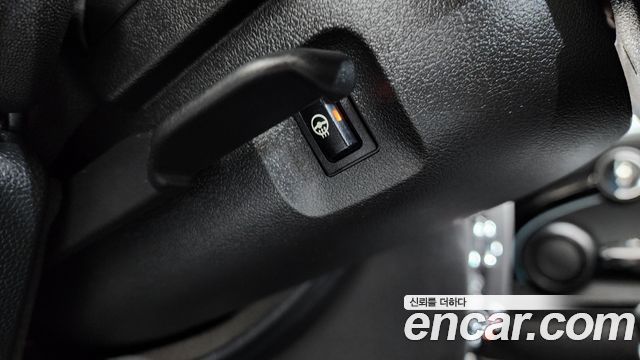 Mini Cooper 2024 — photo 21