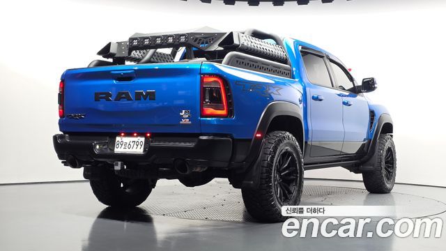 Dodge Ram Pick Up 2022 — photo 2