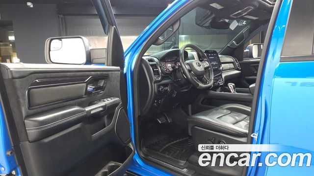 Dodge Ram Pick Up 2022 — photo 10