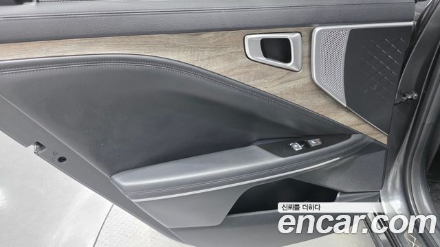 Kia K8 2022 — photo 15