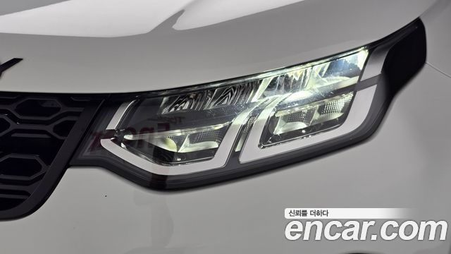 Land Rover Discovery Sport 2021 — photo 8