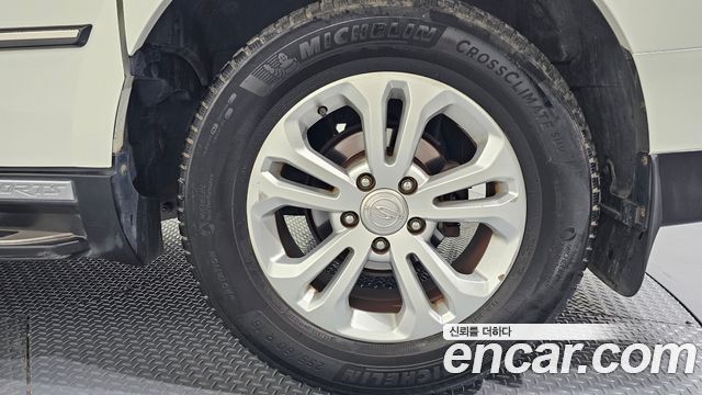 KG Mobility KORANDO 2015 — photo 7