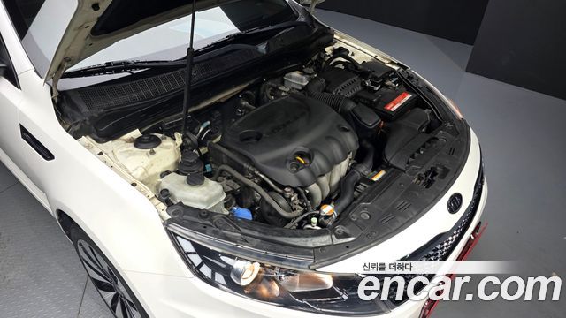 Kia K5 2011 — photo 6