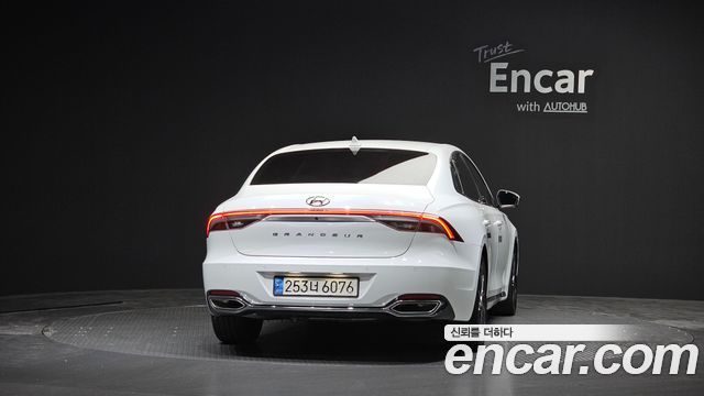 Hyundai Grandeur 2022 — photo 4