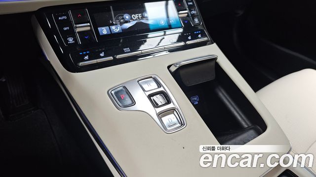 Hyundai Grandeur 2022 — photo 9