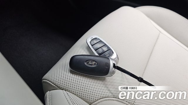Hyundai Grandeur 2022 — photo 16