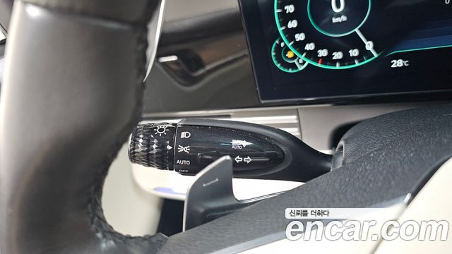 Hyundai Grandeur 2022 — photo 17
