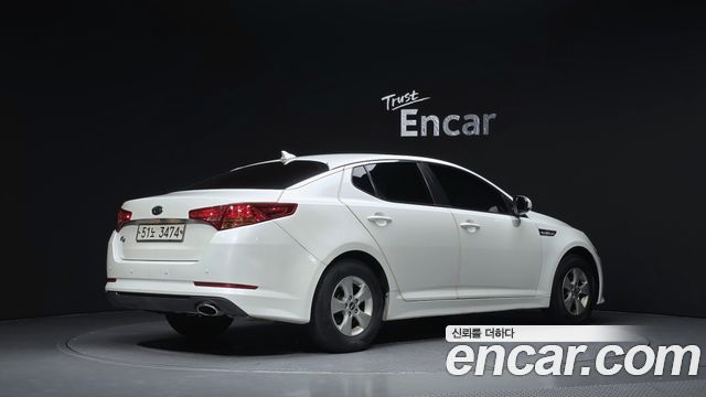 Kia K5 2011 — photo 2