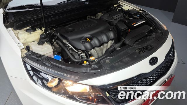 Kia K5 2011 — photo 6