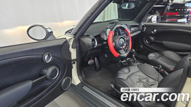 Mini Cooper Convertible 2014 — photo 10