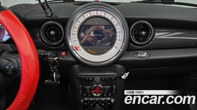 Mini Cooper Convertible 2014 — photo 13